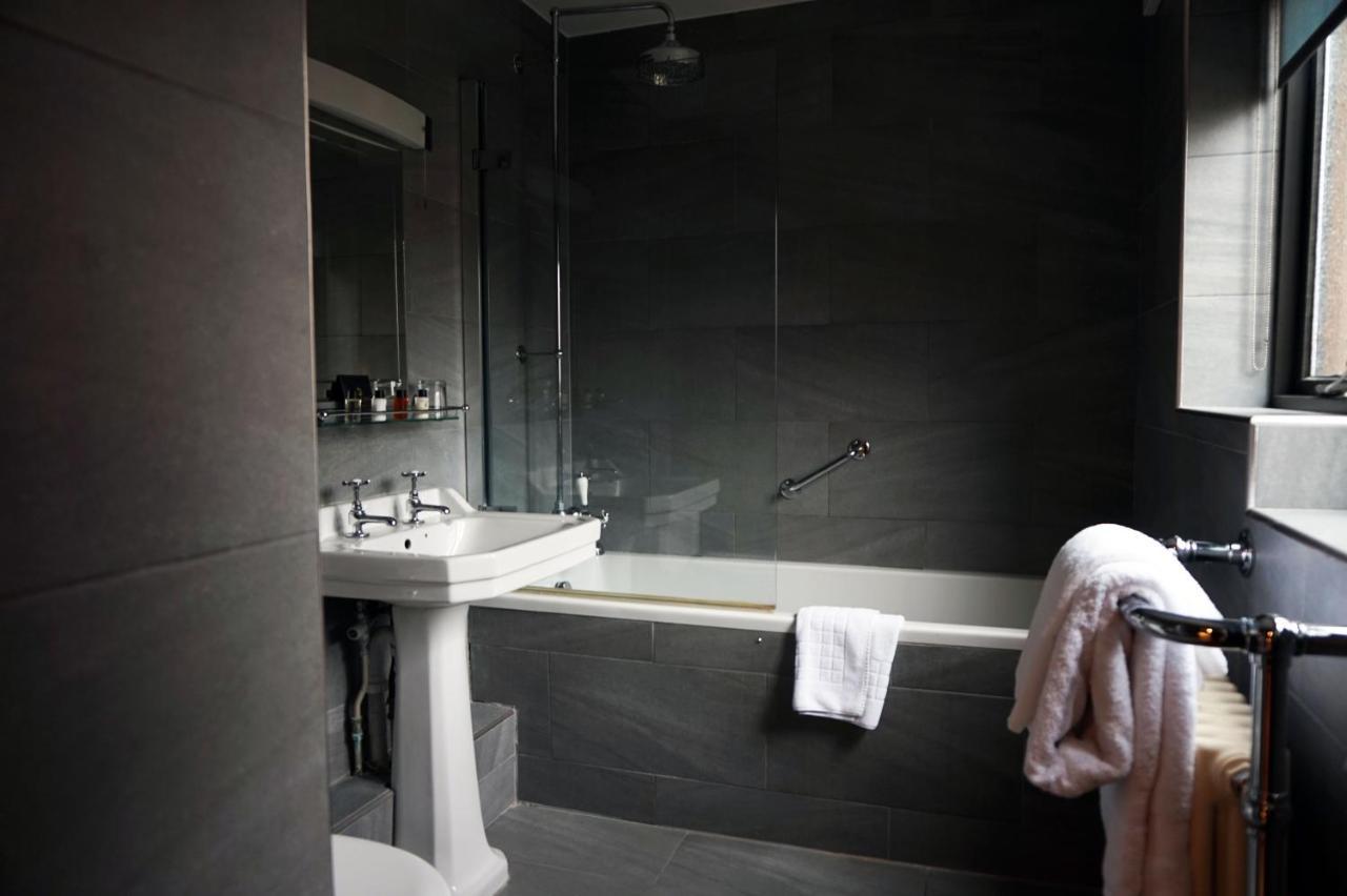 The Penny Farthing Hotel Berkhamsted Extérieur photo