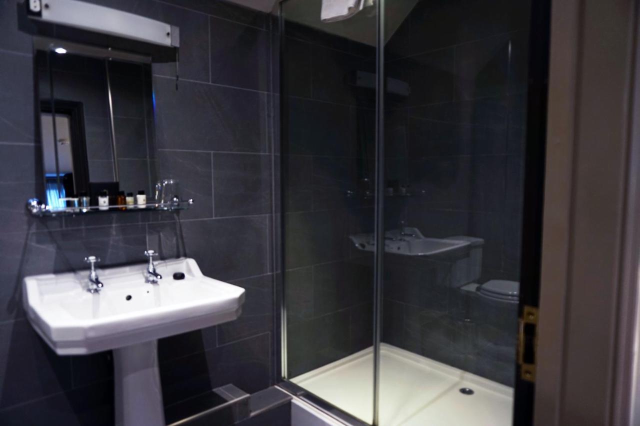 The Penny Farthing Hotel Berkhamsted Extérieur photo