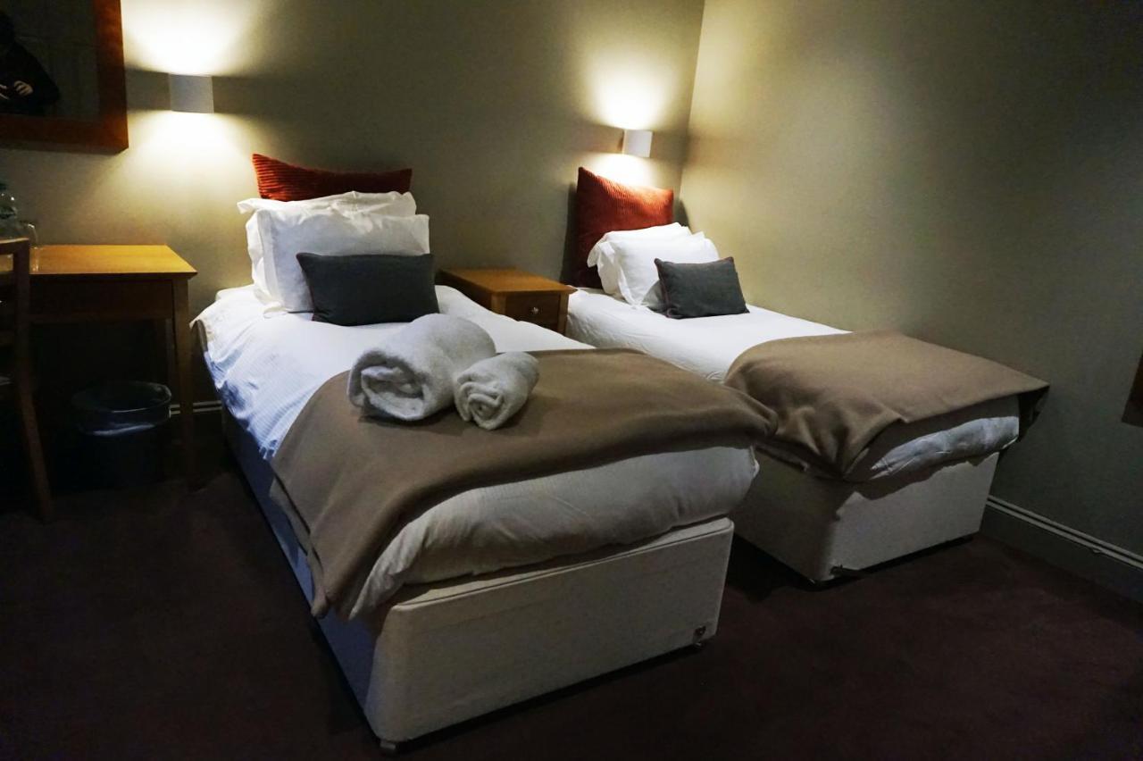 The Penny Farthing Hotel Berkhamsted Extérieur photo